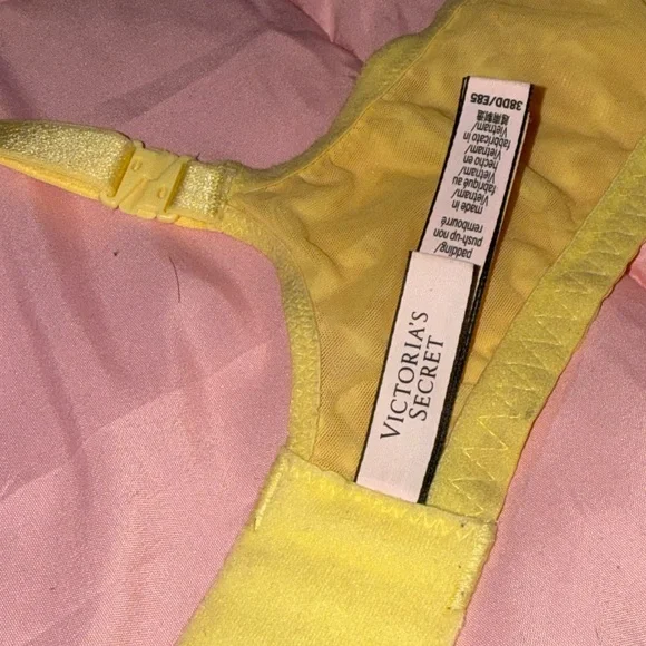 Victoria Secret - Dream Angel Bra 38DD - Picture 7 of 9